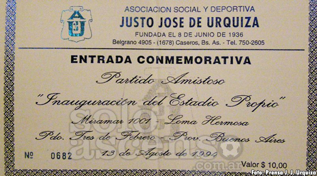 Asociación Social y Deportiva Justo Jose de Urquiza de Tres de