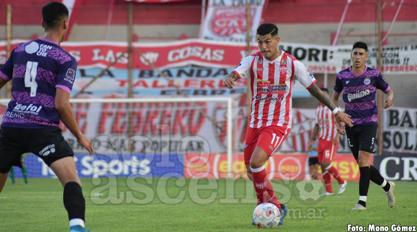 Talleres de Remedios de Escalada goleó y se coronó campeón del